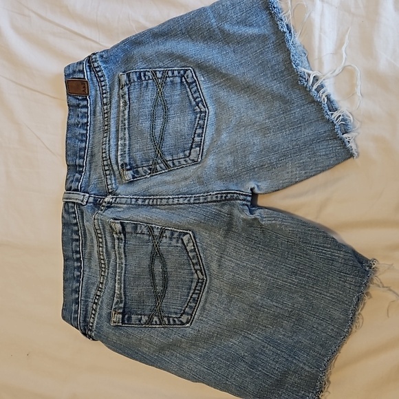 Abercrombie & Fitch Denim Cut off Shorts Size 4 - Picture 2 of 5